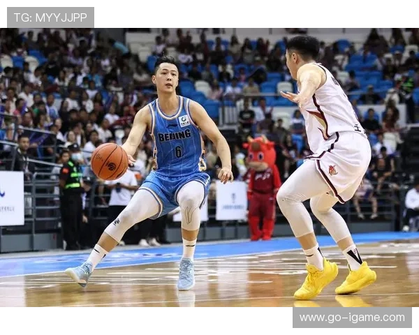 以篮球为核心探讨团队协作精神与竞技魅力在现代体育中的重要作用