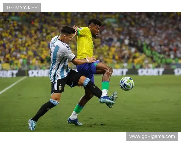 中国与巴西足球对决激战正酣谁能在这场巅峰对决中胜出